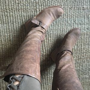 Real Lather- Steve Madden Boots👢